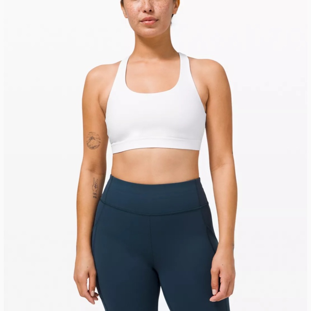 Lululemon invigorate bra white size 6